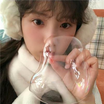 鲜花盛开的村庄